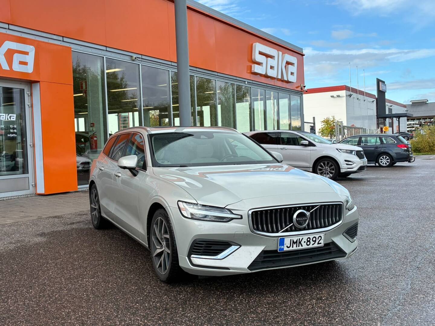 VOLVO V60 2019