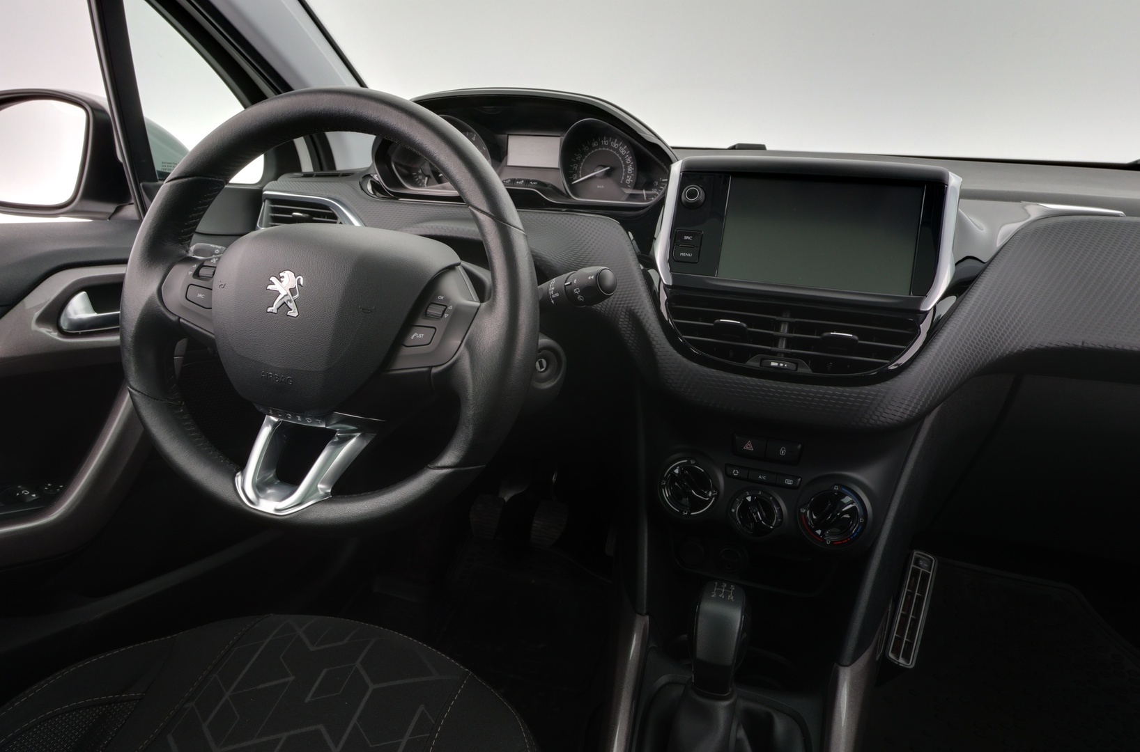 PEUGEOT 2008 2016
