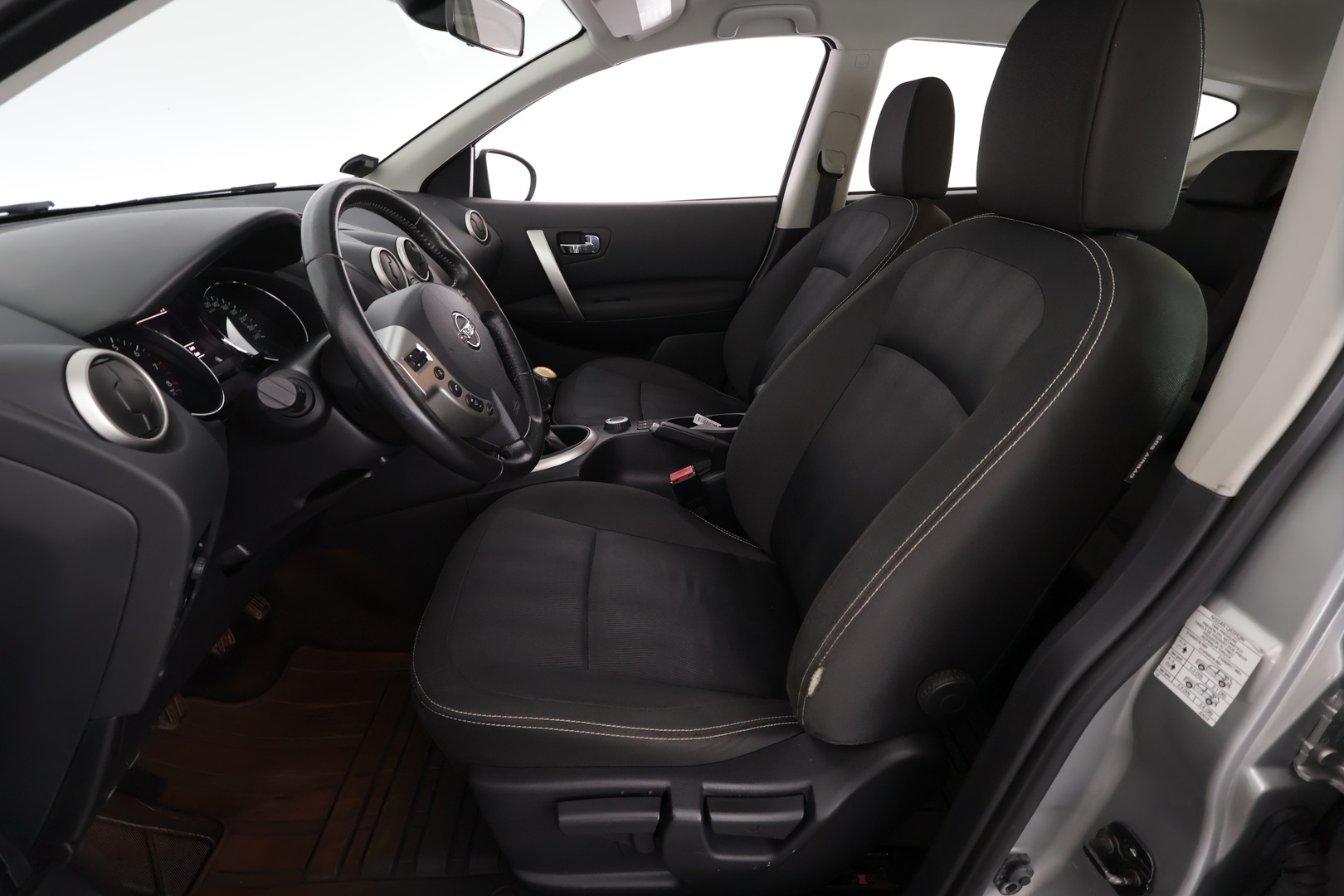 NISSAN Qashqai 2011