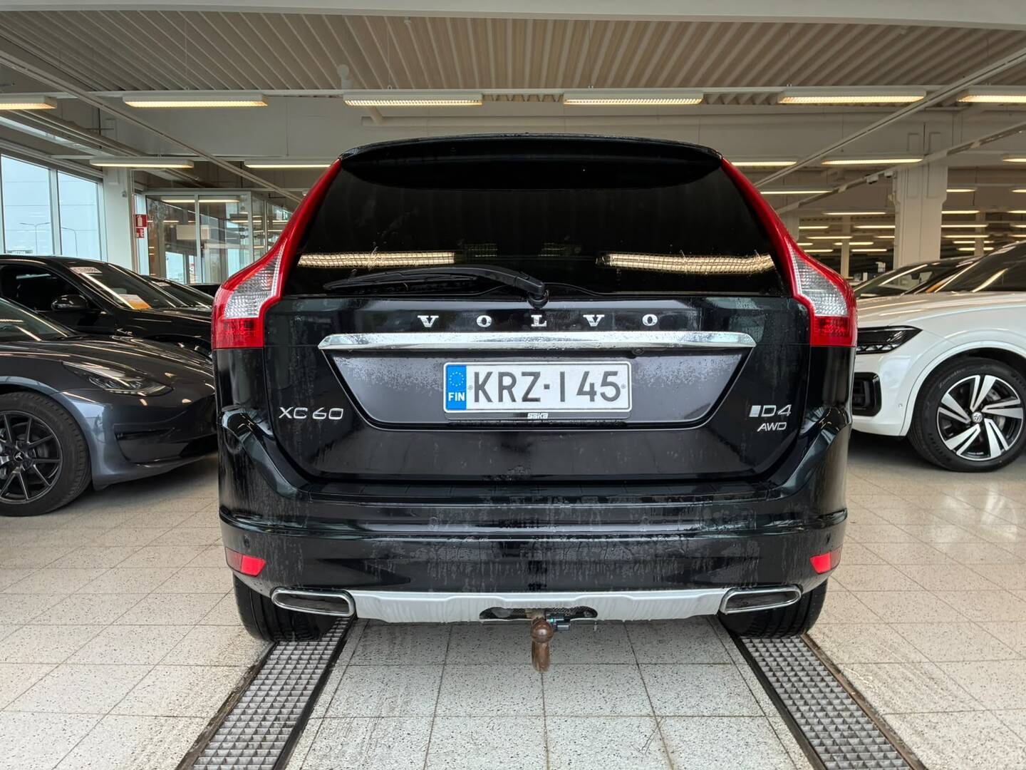 VOLVO XC60 2017