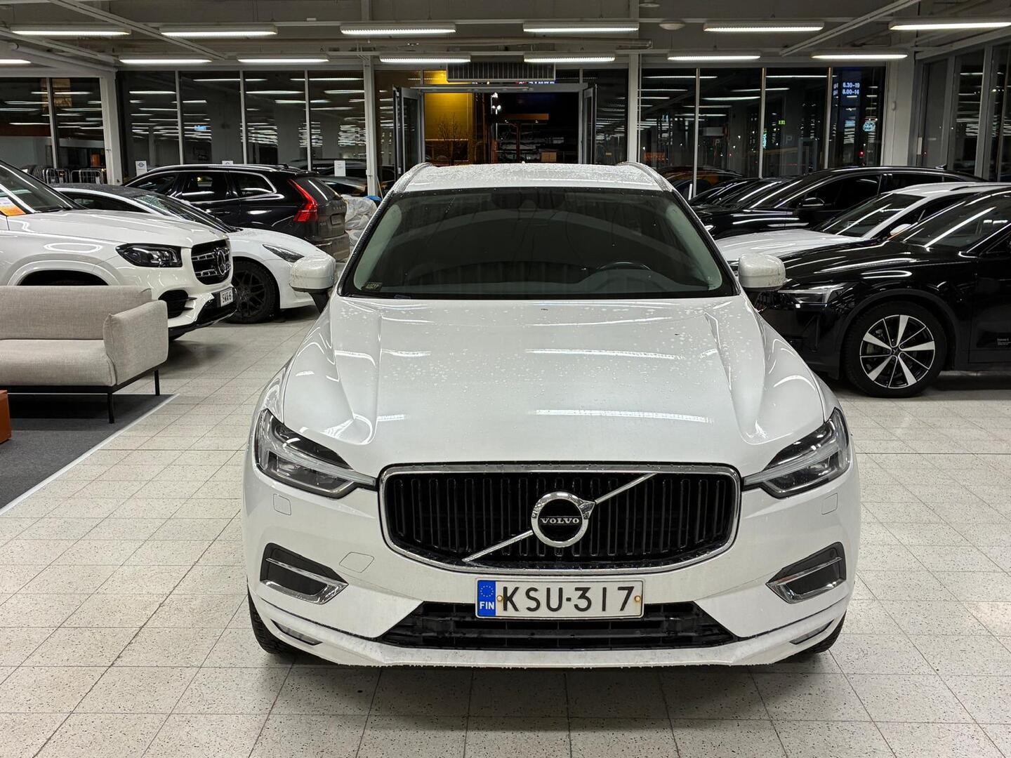 VOLVO XC60 2018