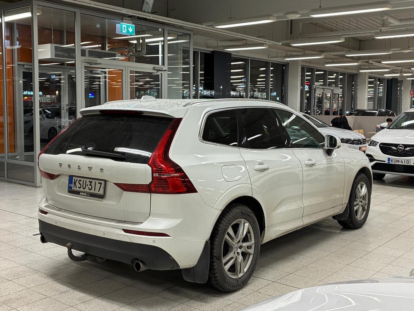 VOLVO XC60 2018