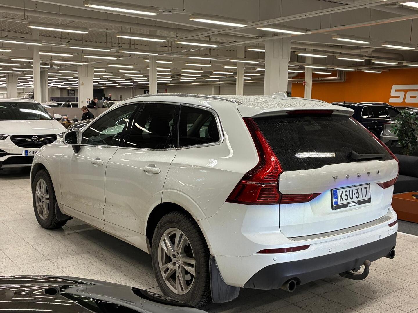 VOLVO XC60 2018