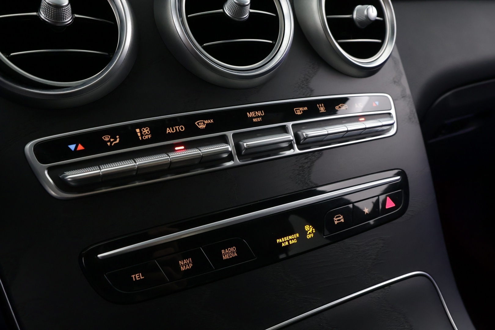 MERCEDES-BENZ GLC 2021