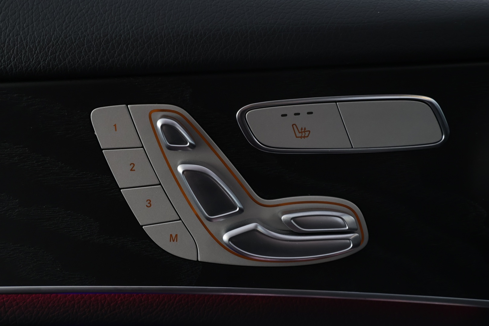 MERCEDES-BENZ GLC 2021