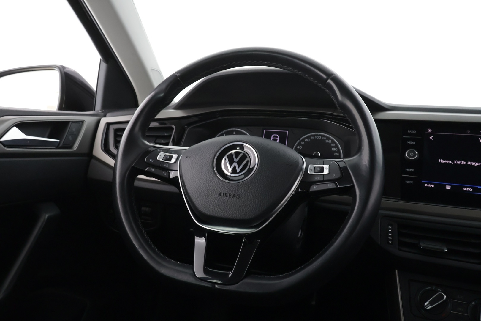 VOLKSWAGEN Polo 2021