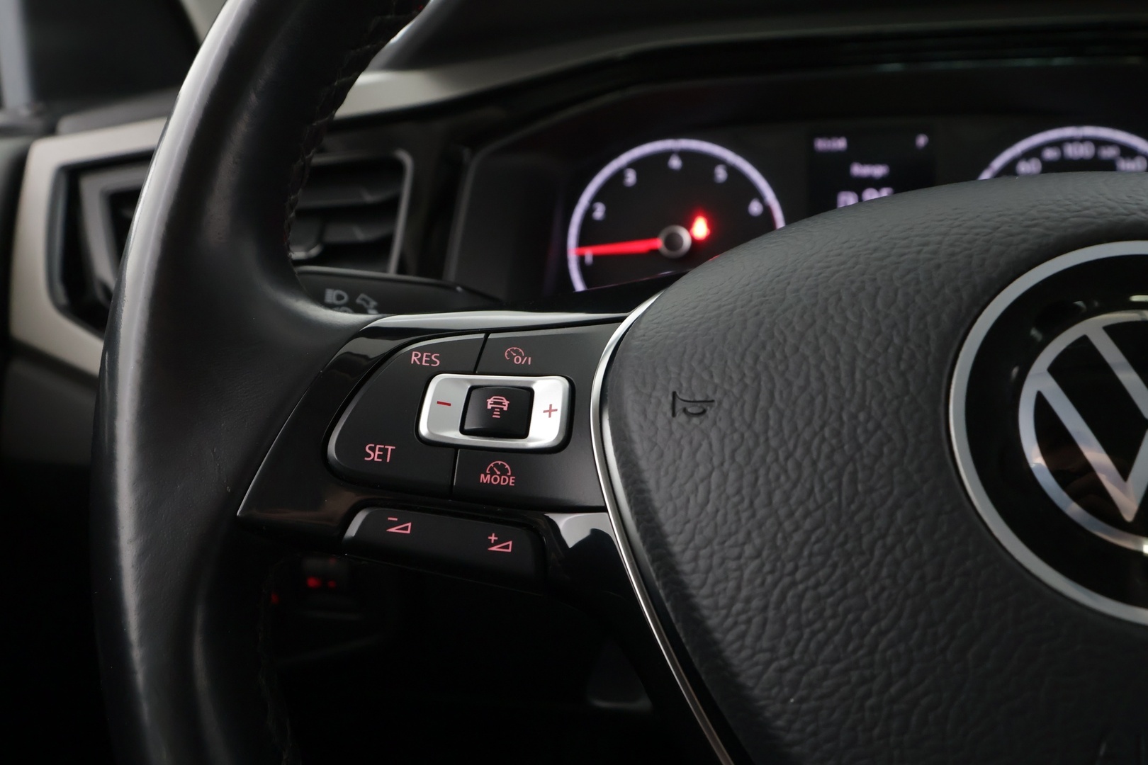 VOLKSWAGEN Polo 2021