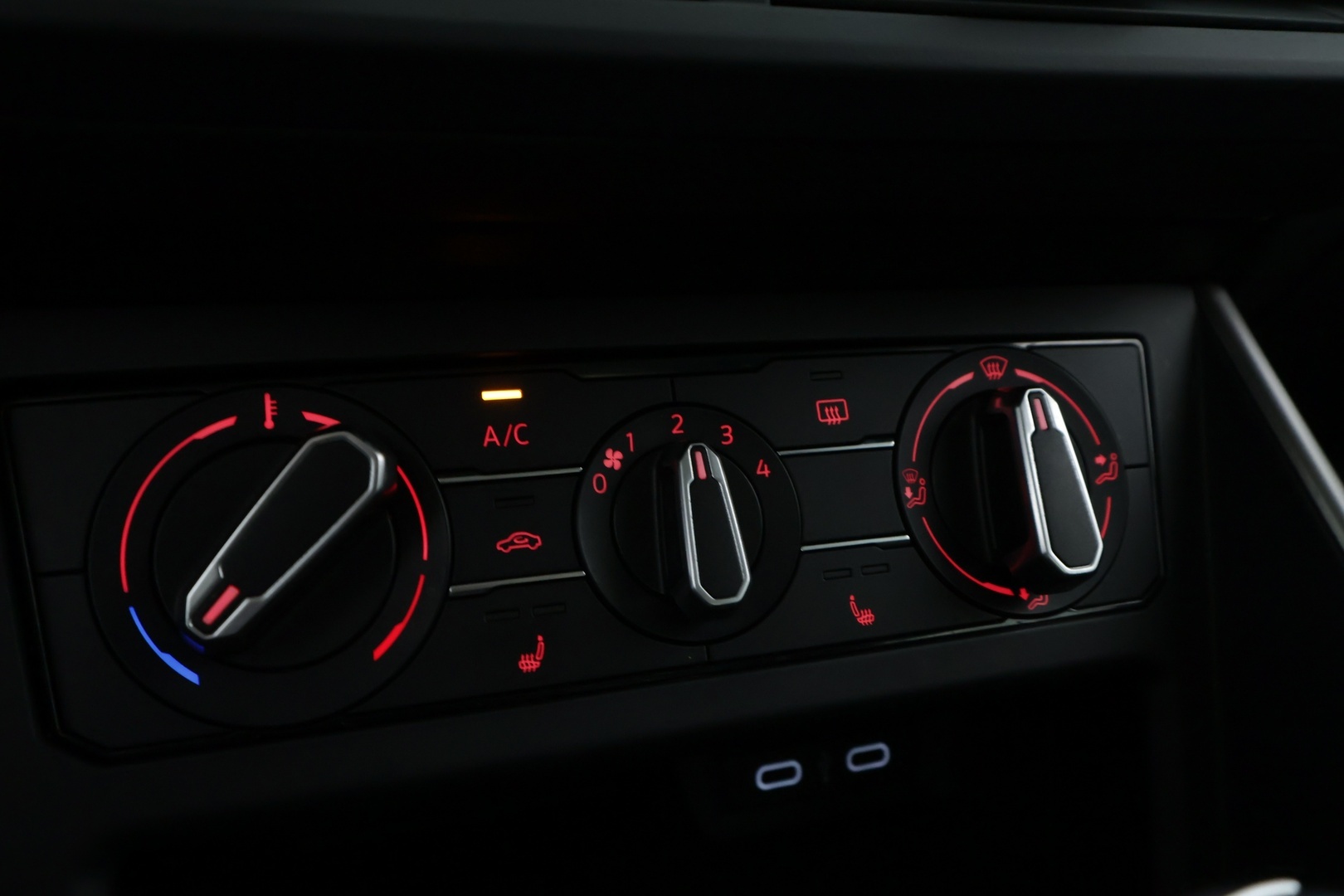 VOLKSWAGEN Polo 2021