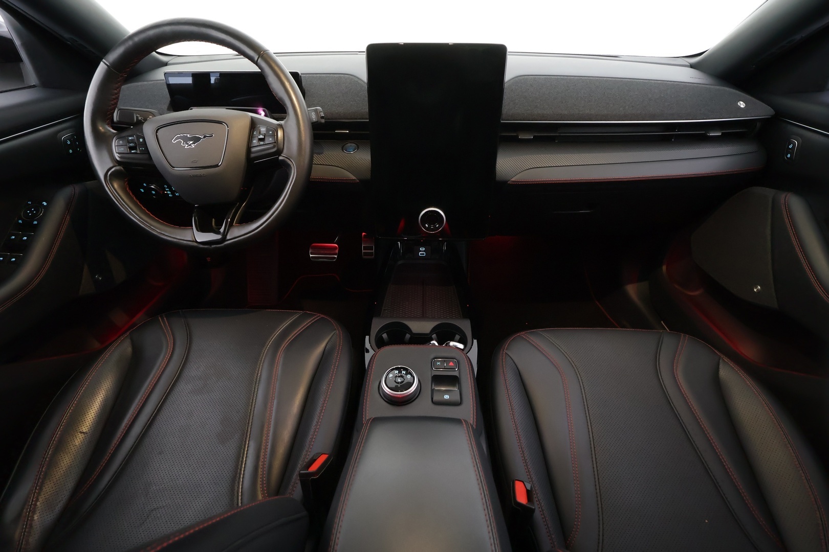 FORD Mustang Mach-E 2021