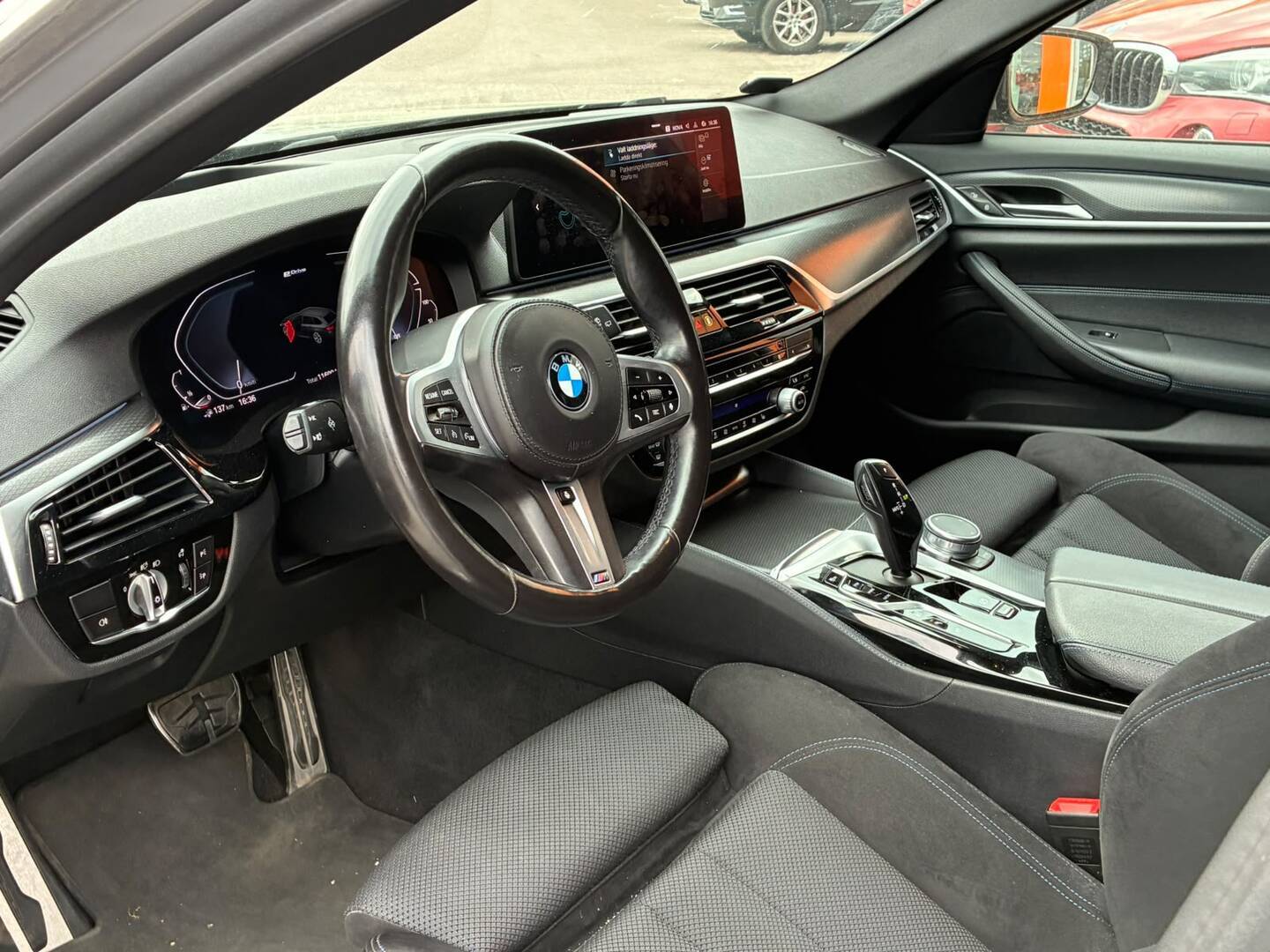 BMW 530 2021