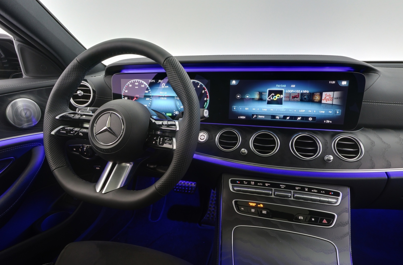 MERCEDES-BENZ E 2021