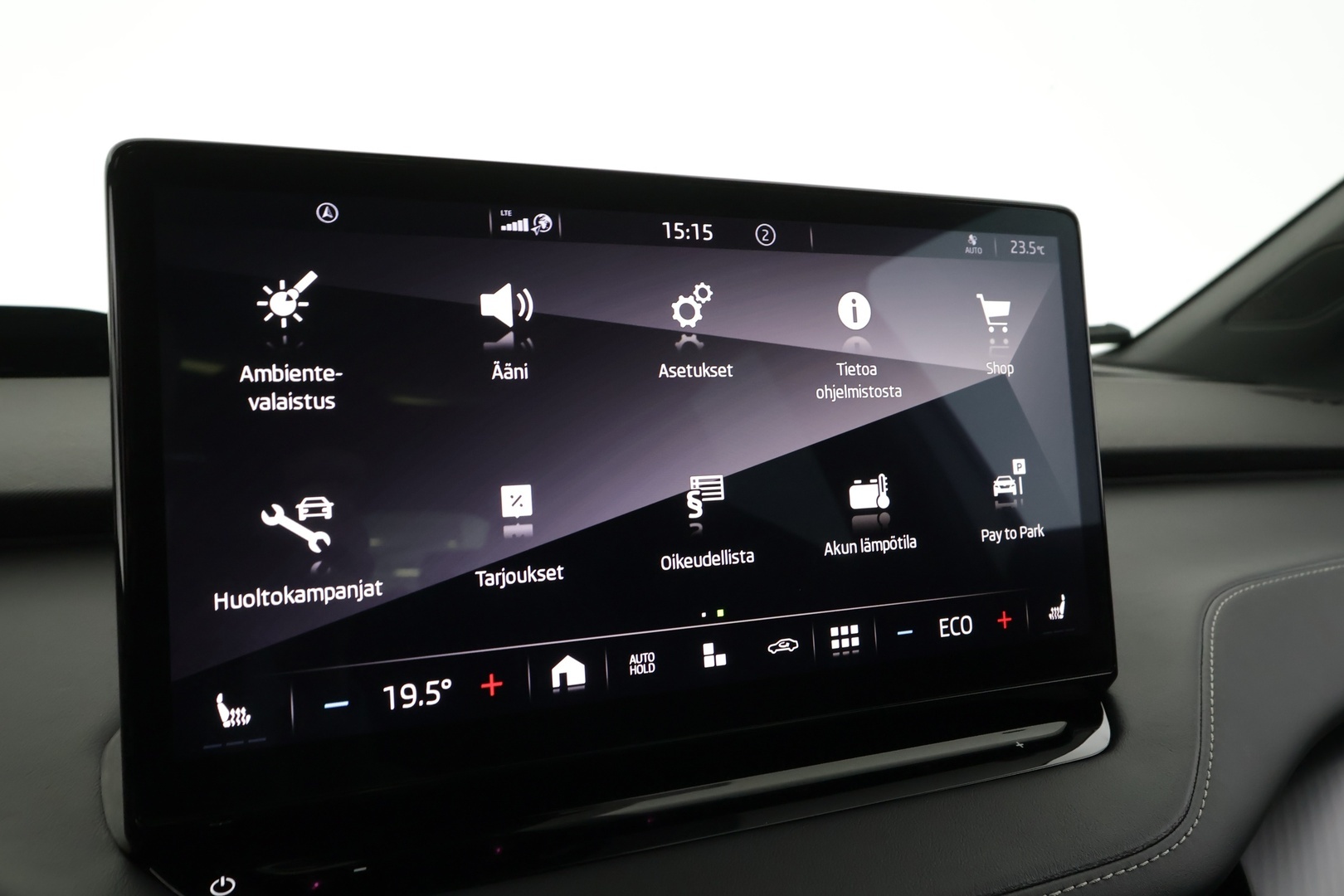 SKODA Enyaq 2023