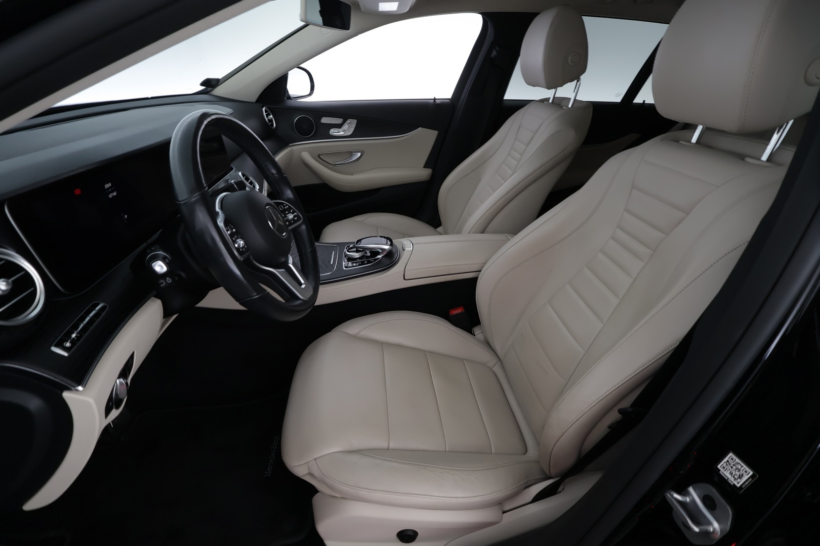 MERCEDES-BENZ E 2019