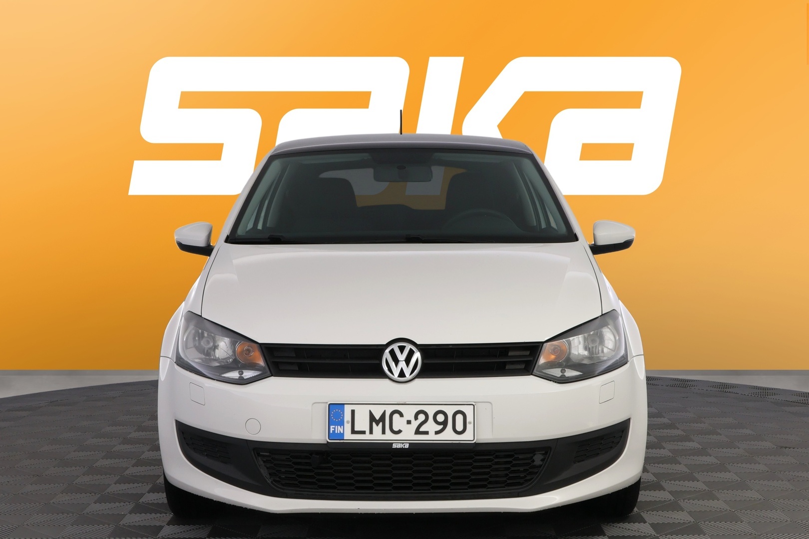 VOLKSWAGEN Polo 2014