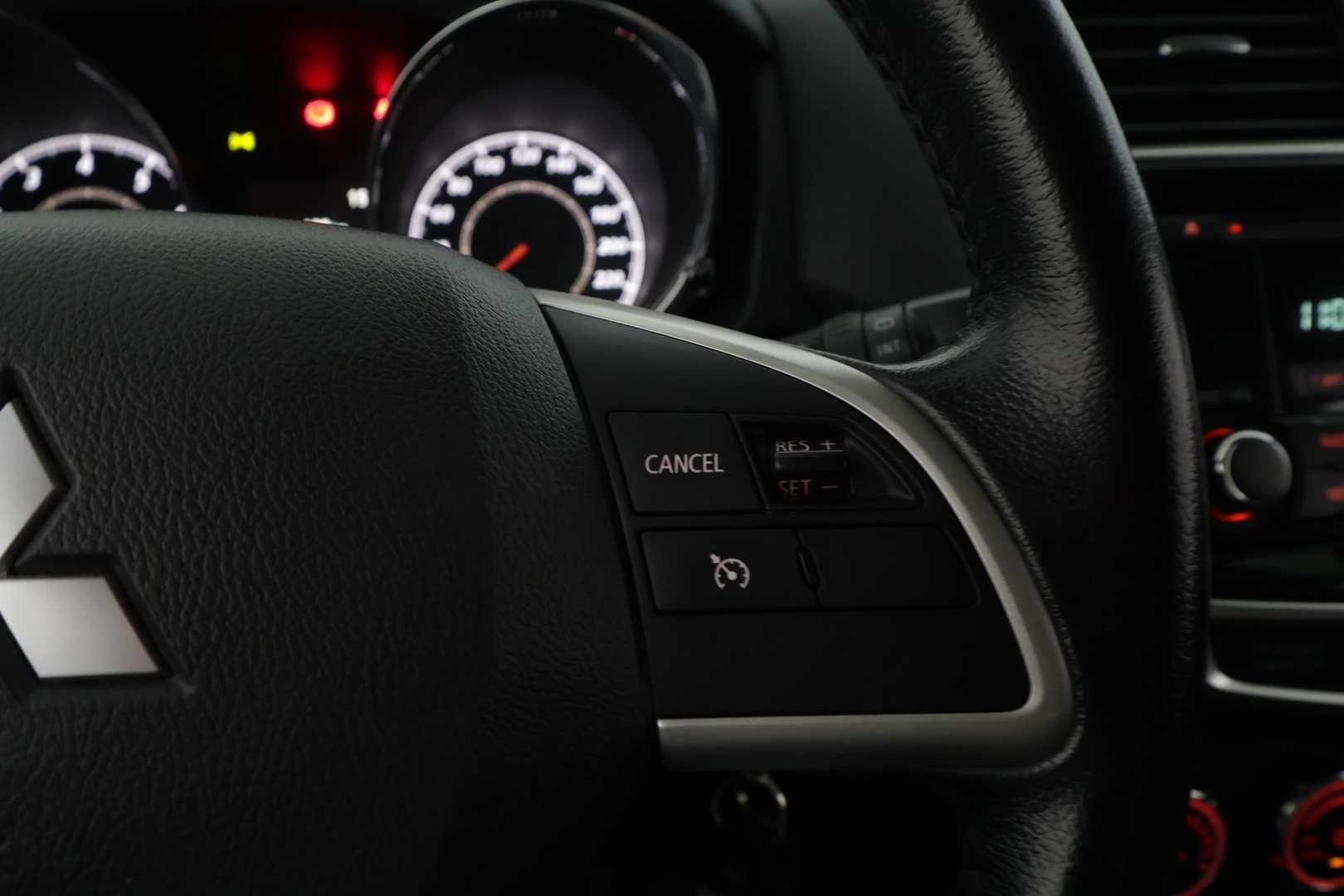 MITSUBISHI ASX 2015