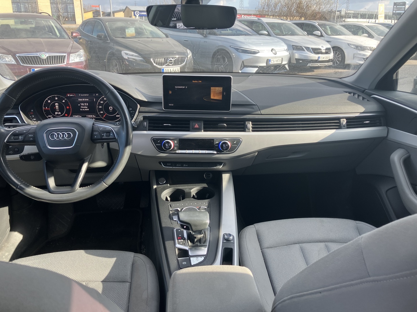 AUDI A4 2016