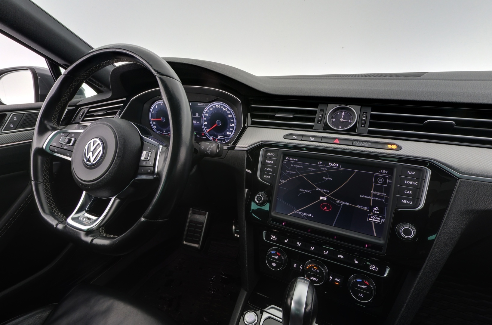 VOLKSWAGEN Passat 2016