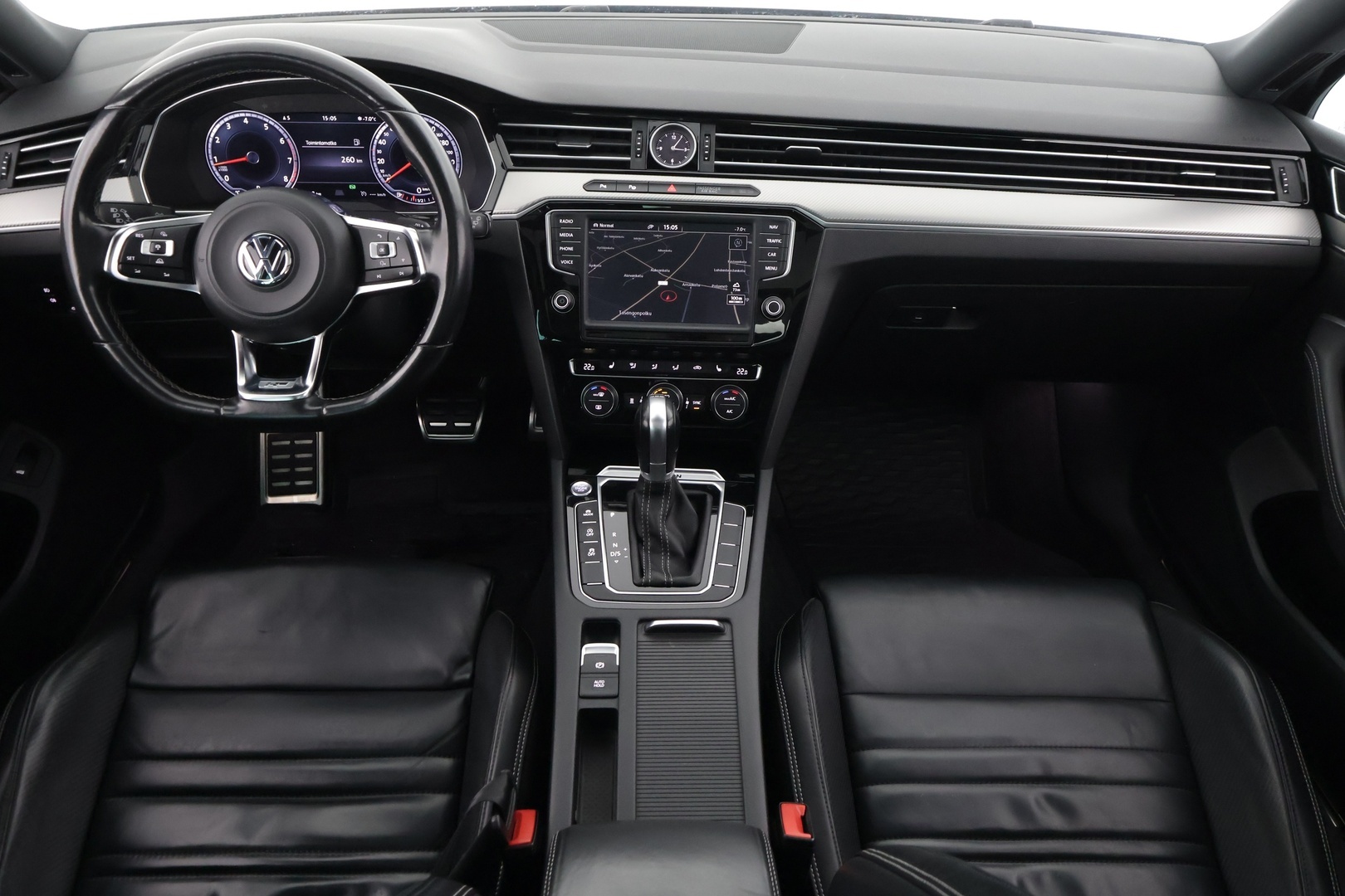 VOLKSWAGEN Passat 2016