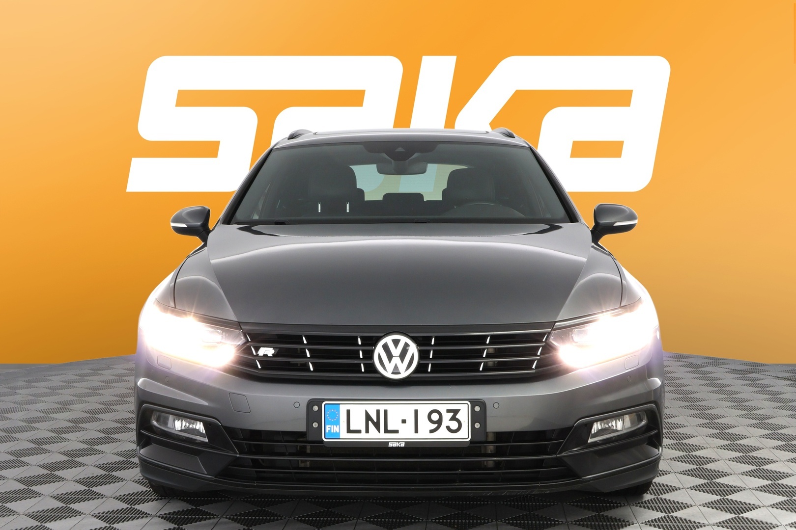 VOLKSWAGEN Passat 2016