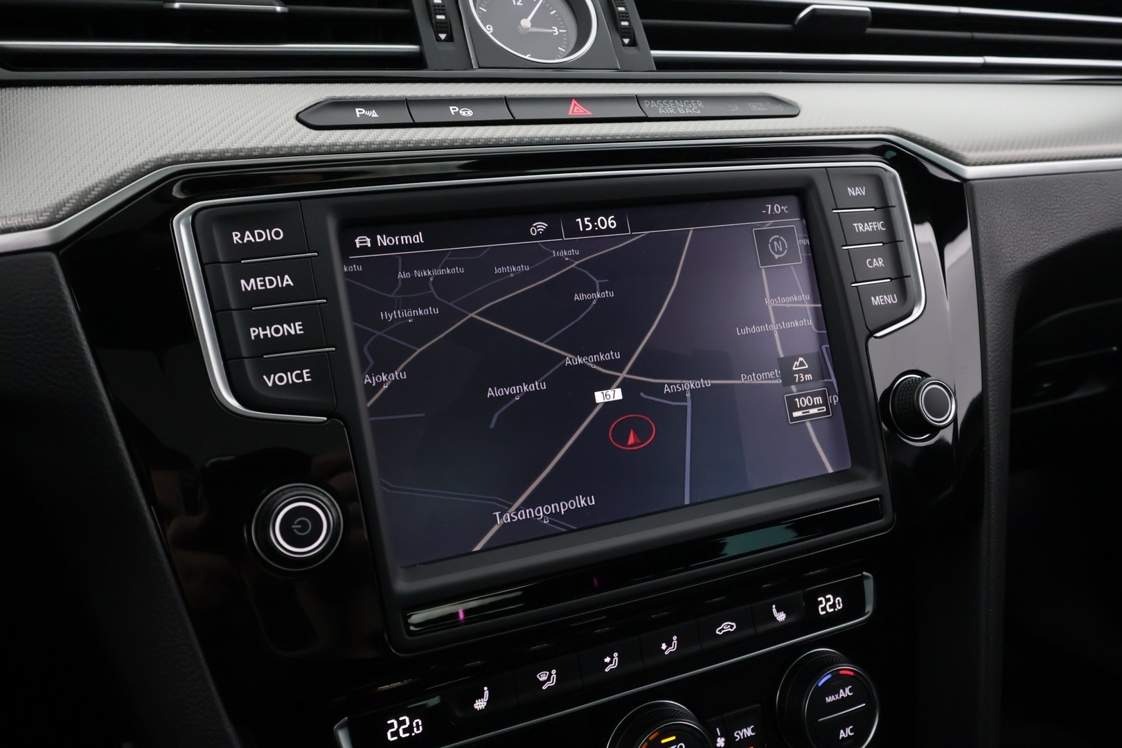 VOLKSWAGEN Passat 2016