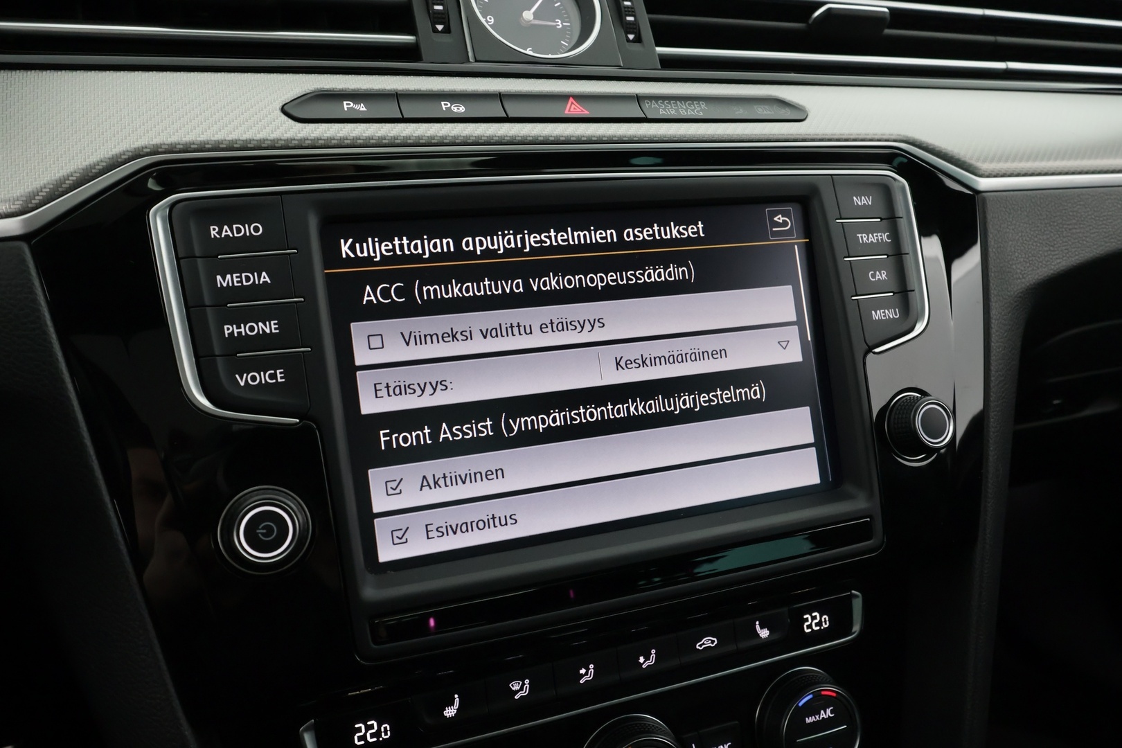 VOLKSWAGEN Passat 2016