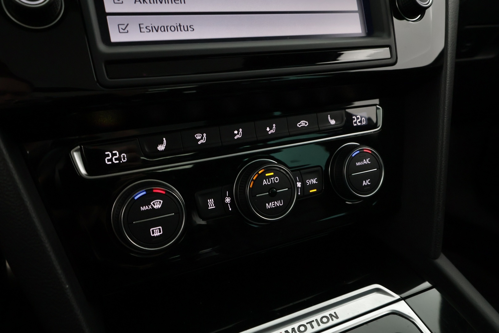 VOLKSWAGEN Passat 2016