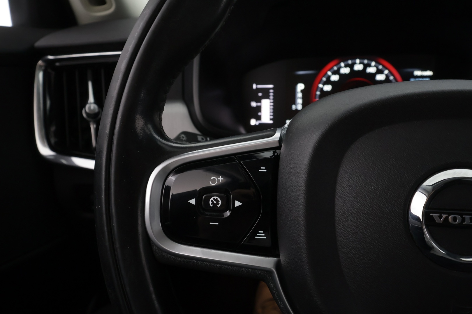 VOLVO S90 2018