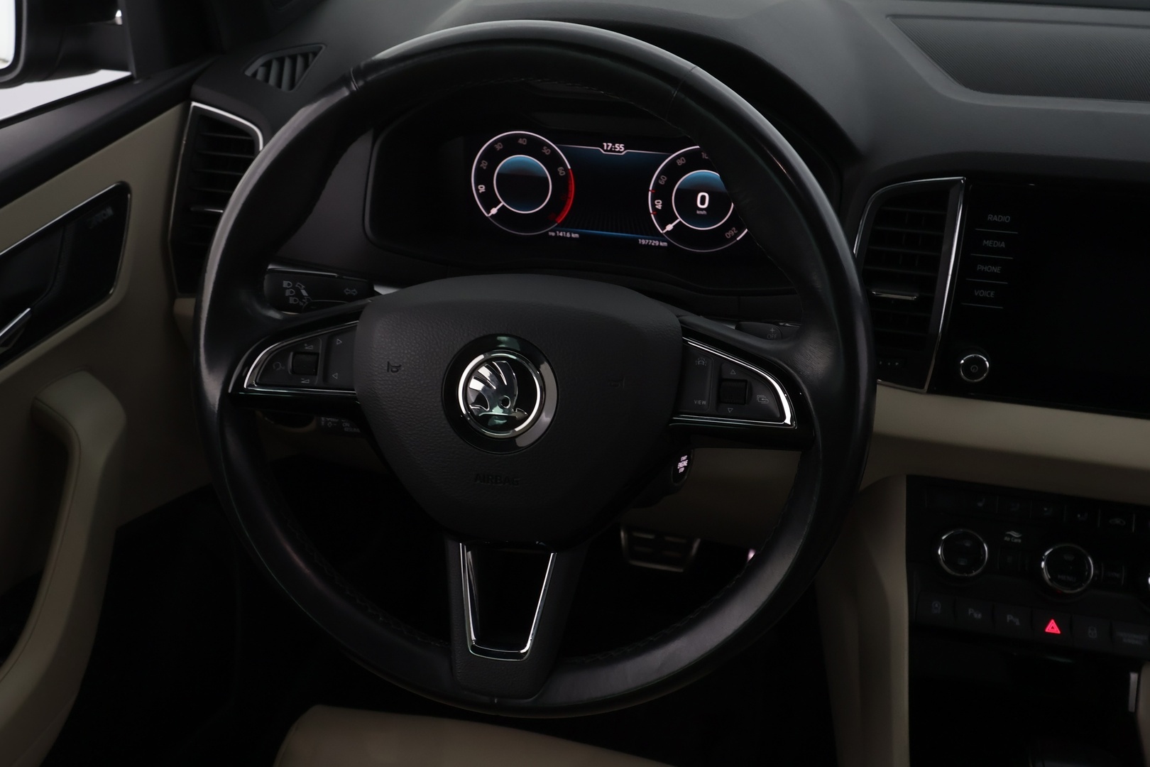 SKODA Karoq 2019