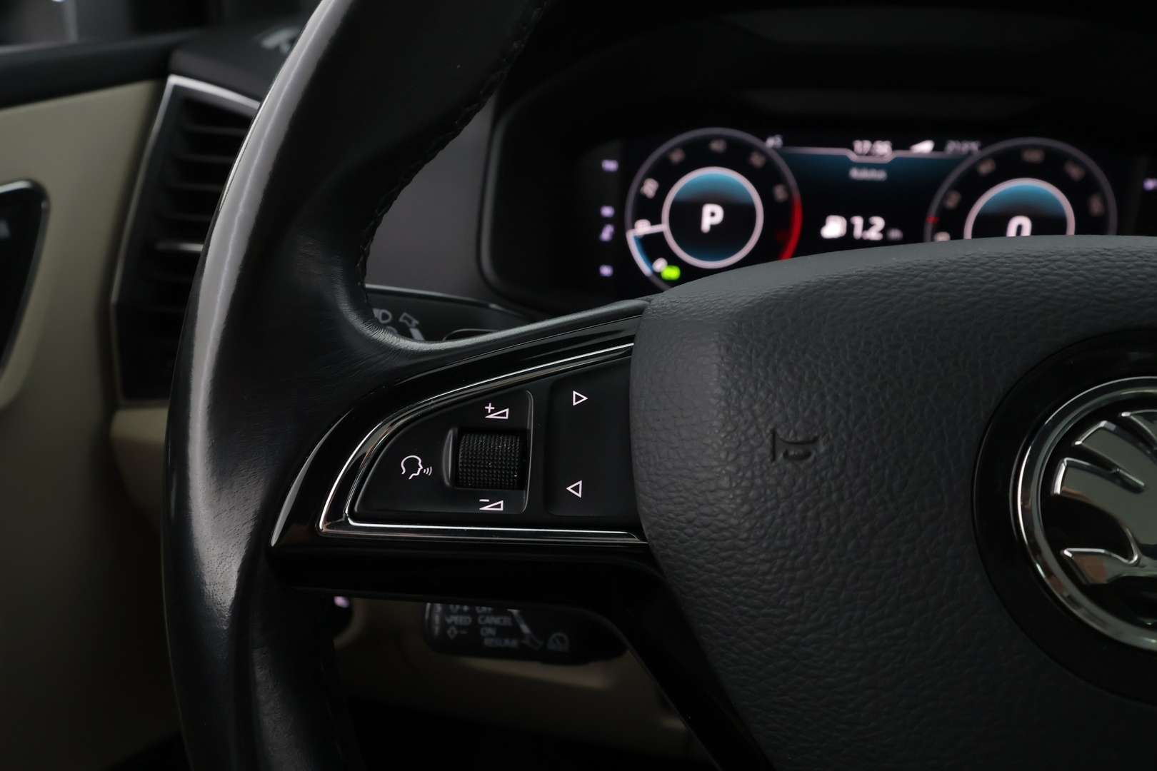 SKODA Karoq 2019