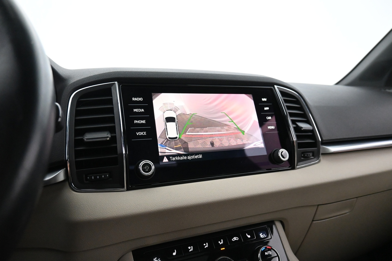 SKODA Karoq 2019