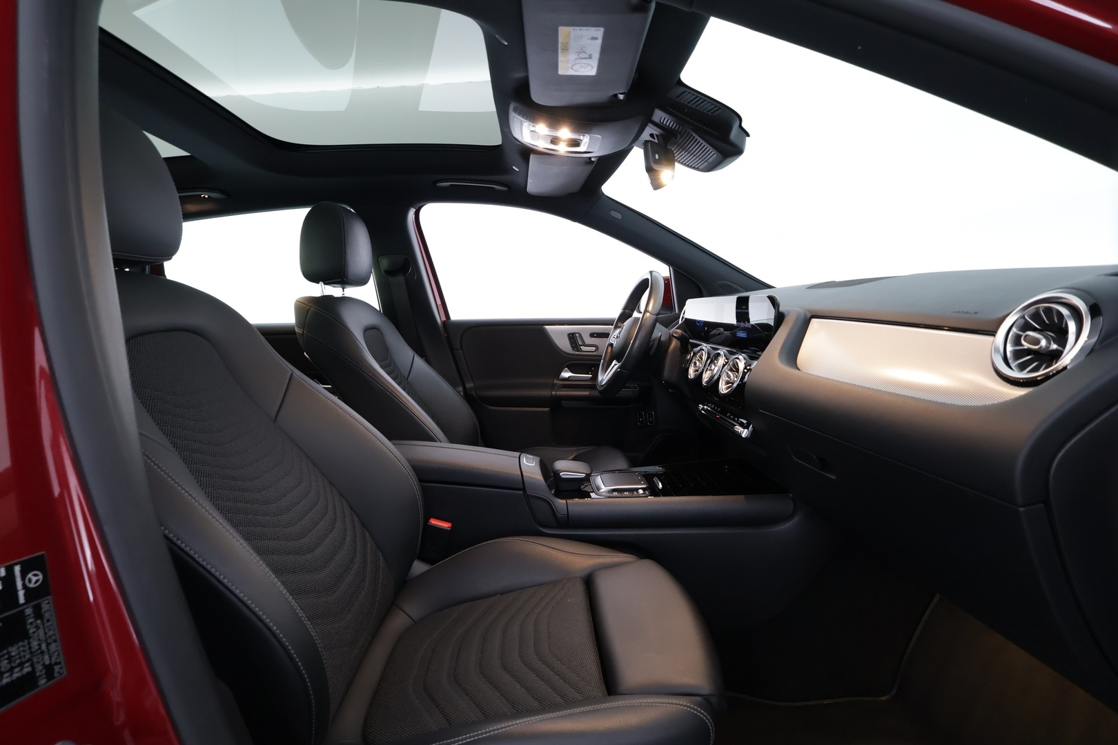 MERCEDES-BENZ B 2021