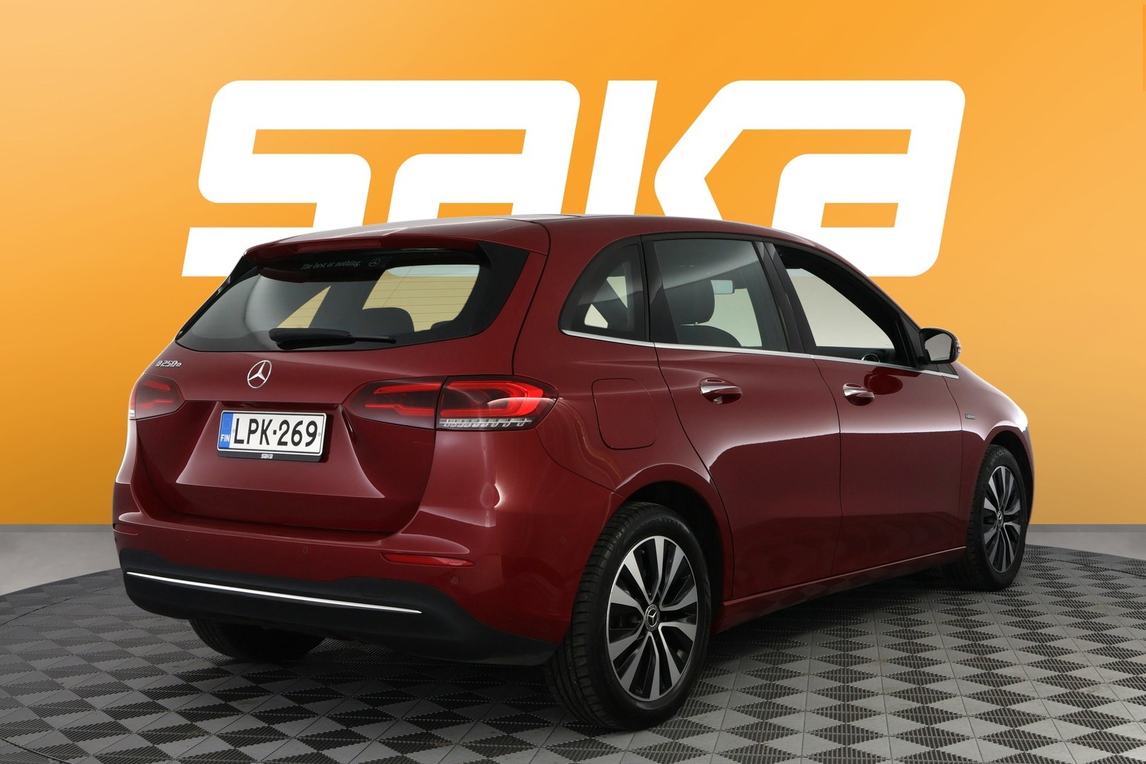 MERCEDES-BENZ B 2021