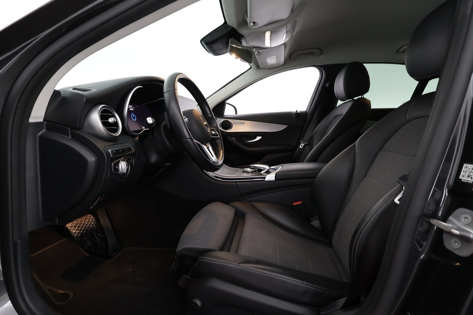 MERCEDES-BENZ C 2021