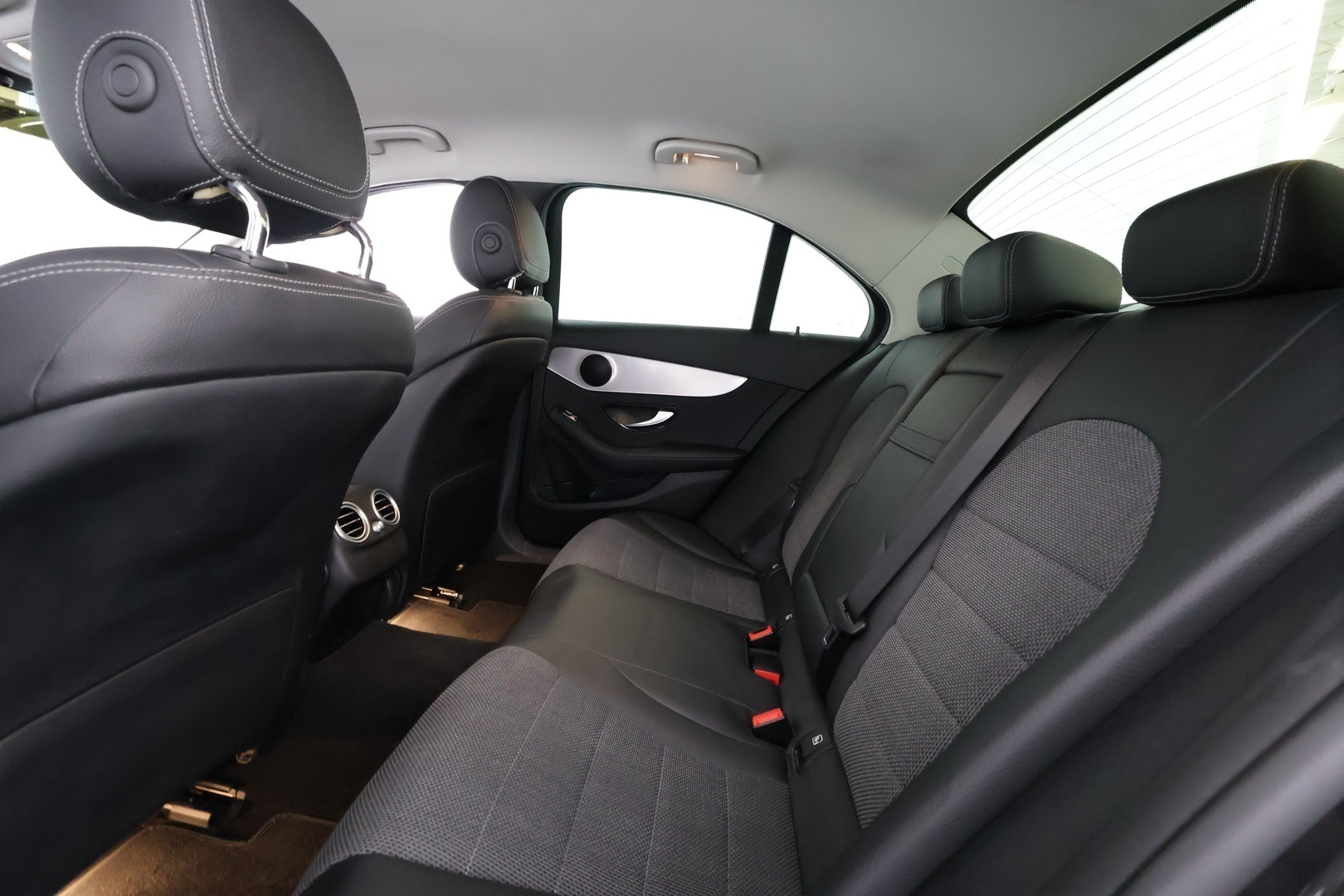 MERCEDES-BENZ C 2021