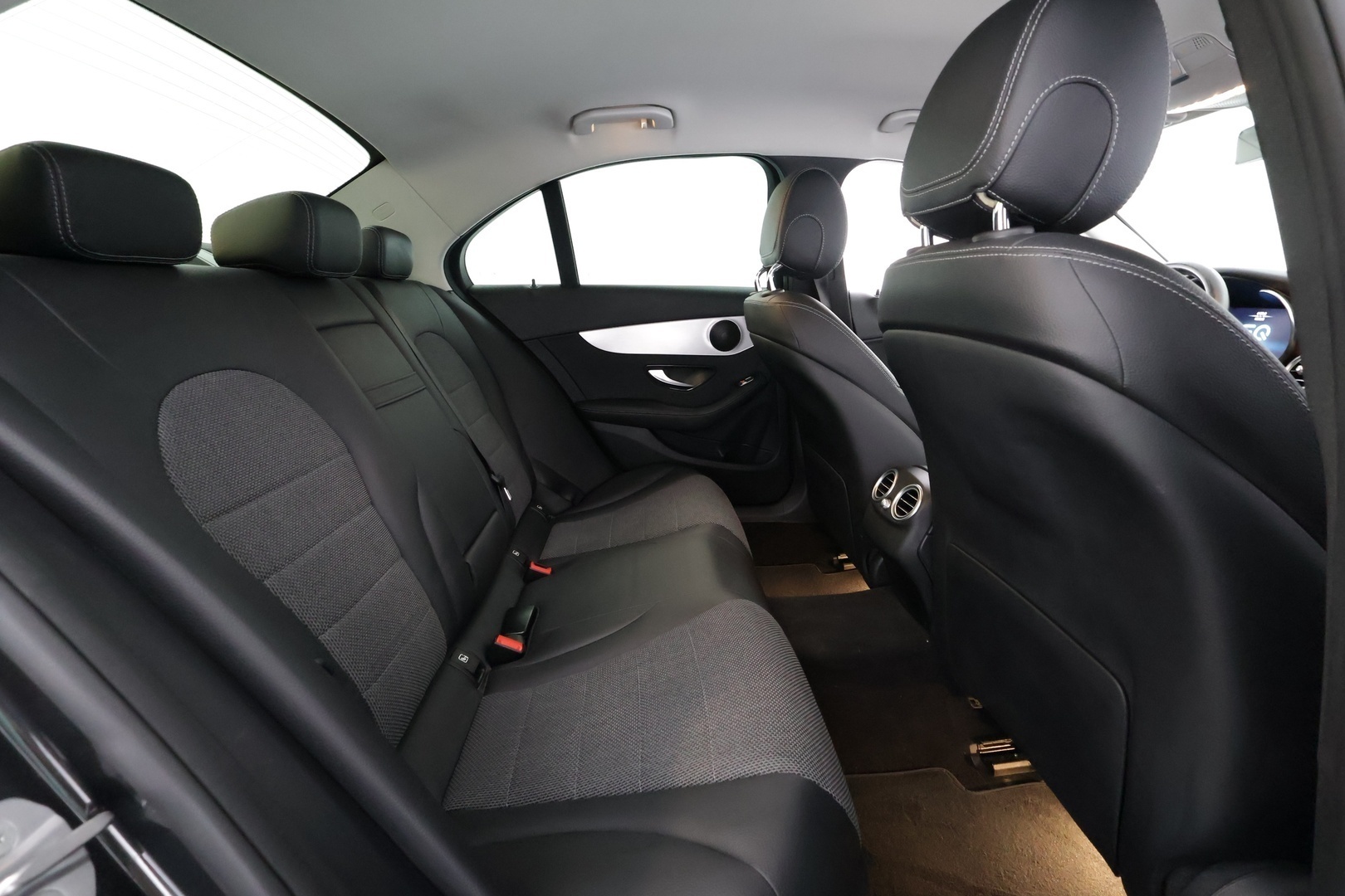 MERCEDES-BENZ C 2021