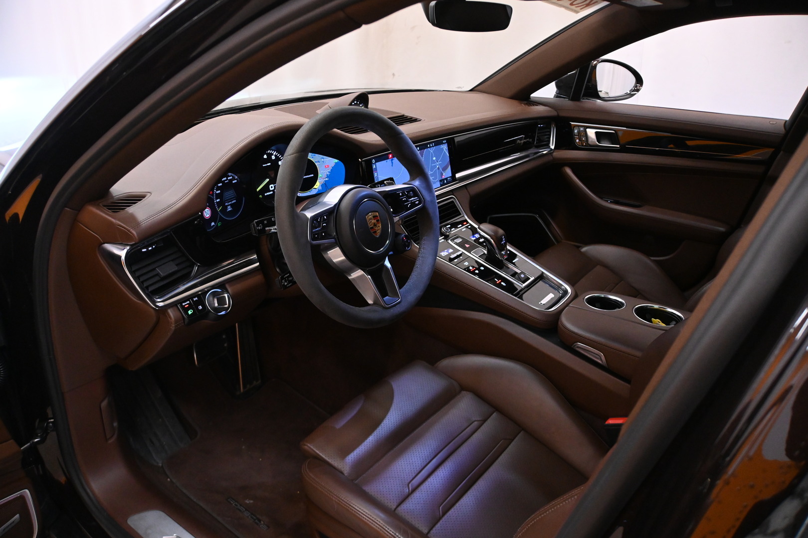 PORSCHE Panamera 2020