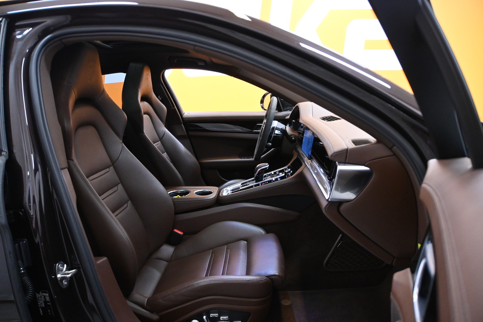 PORSCHE Panamera 2020