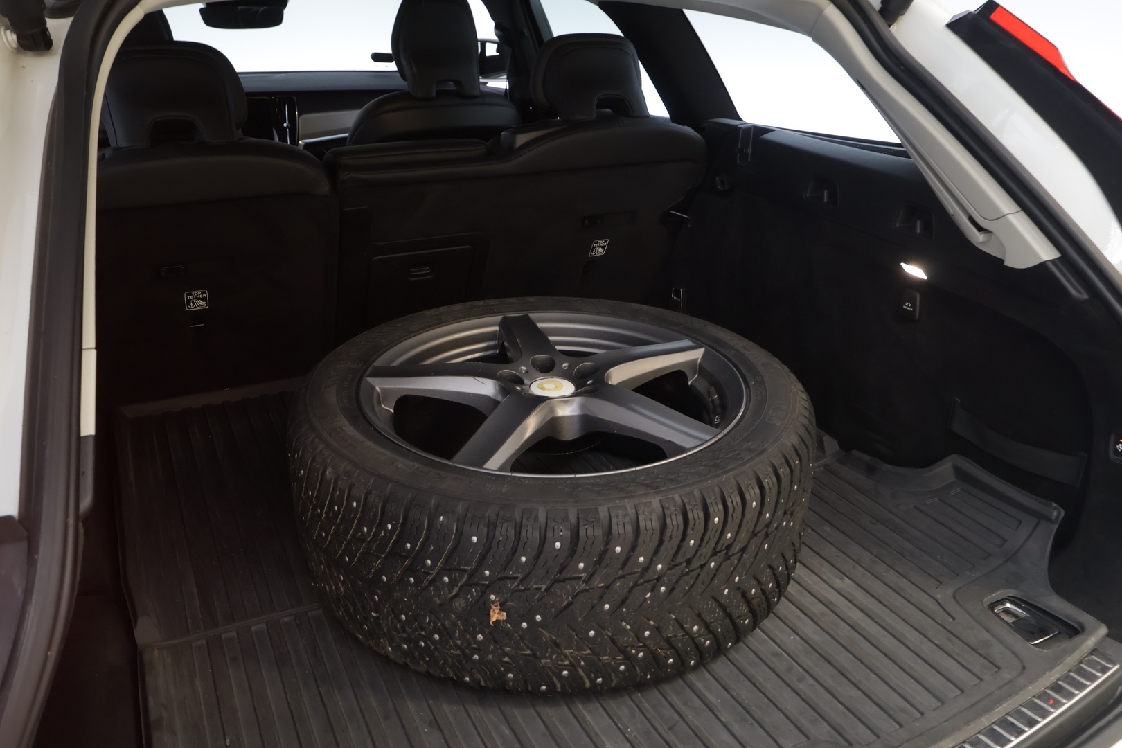 VOLVO V90 Cross Country 2021