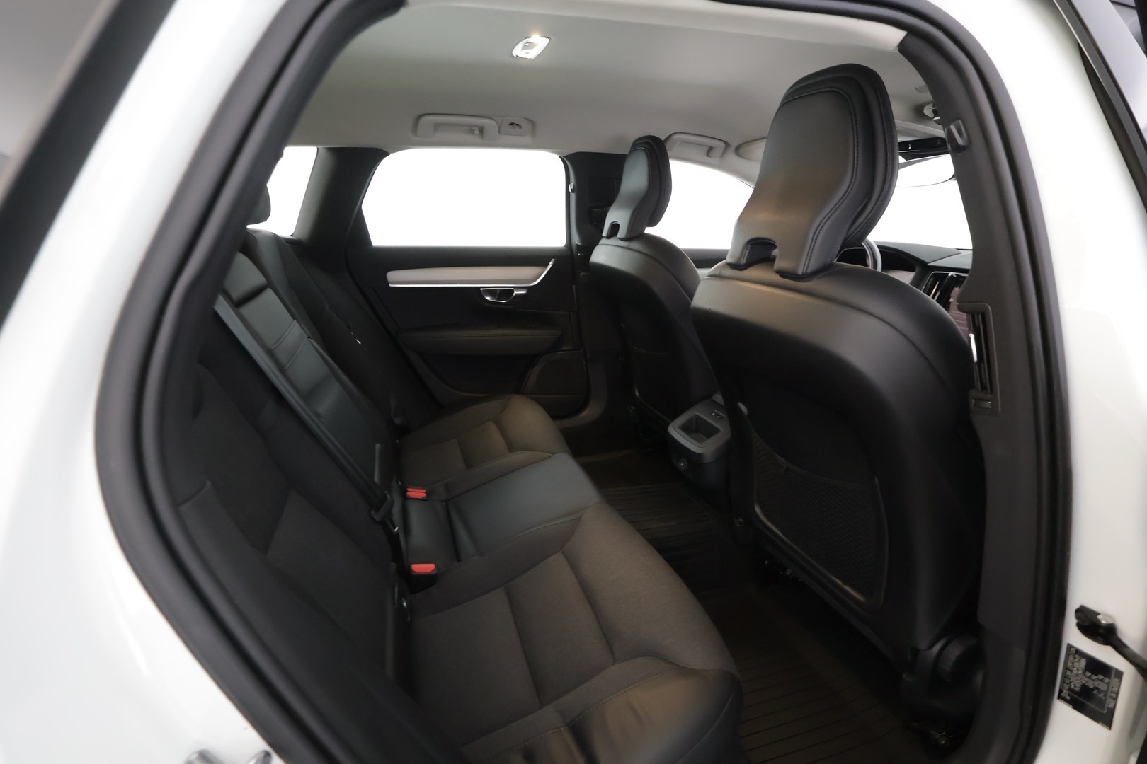 VOLVO V90 Cross Country 2021