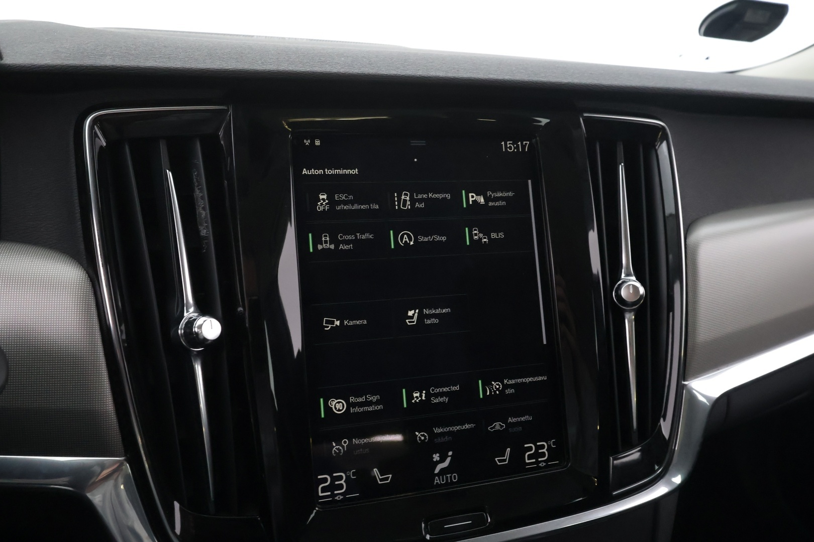 VOLVO V90 Cross Country 2021