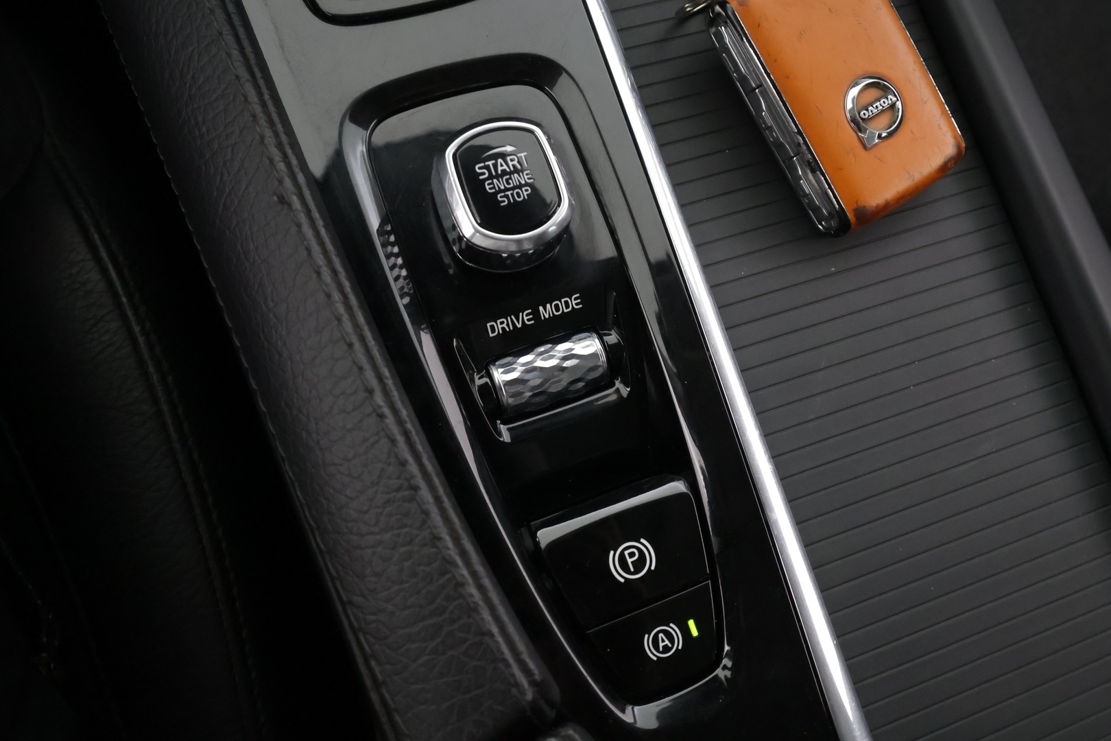 VOLVO V90 Cross Country 2021