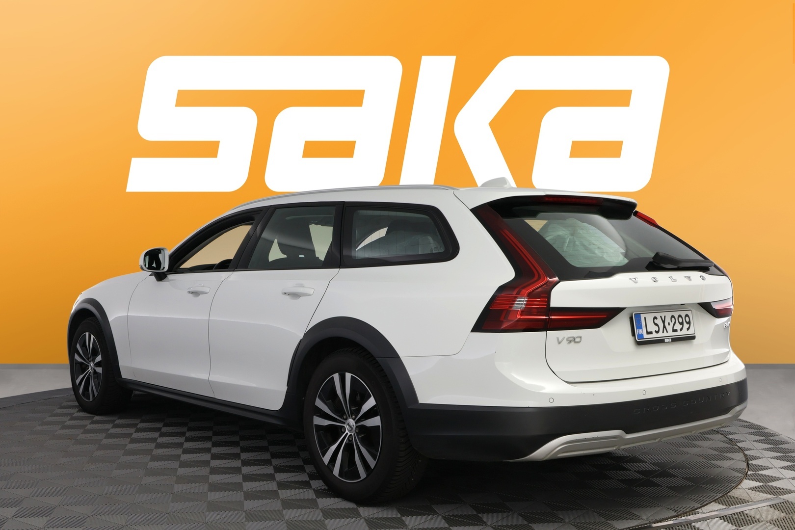 VOLVO V90 Cross Country 2021