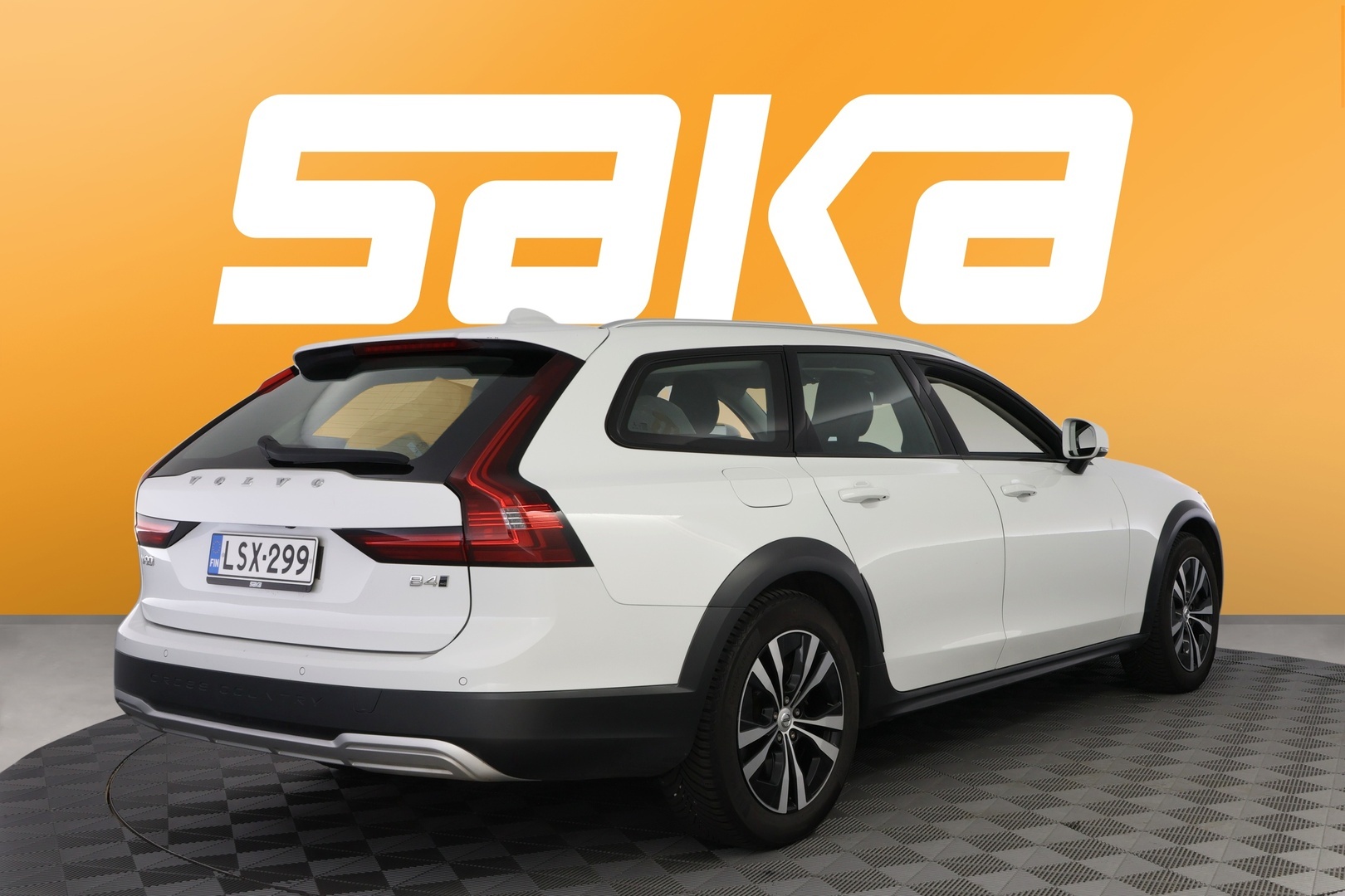 VOLVO V90 Cross Country 2021