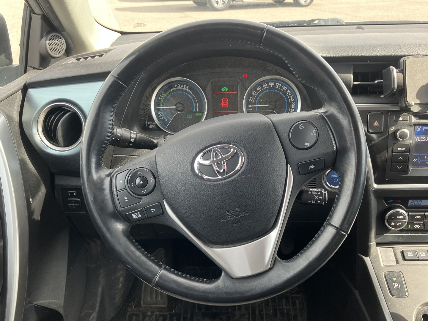 TOYOTA Auris 2013