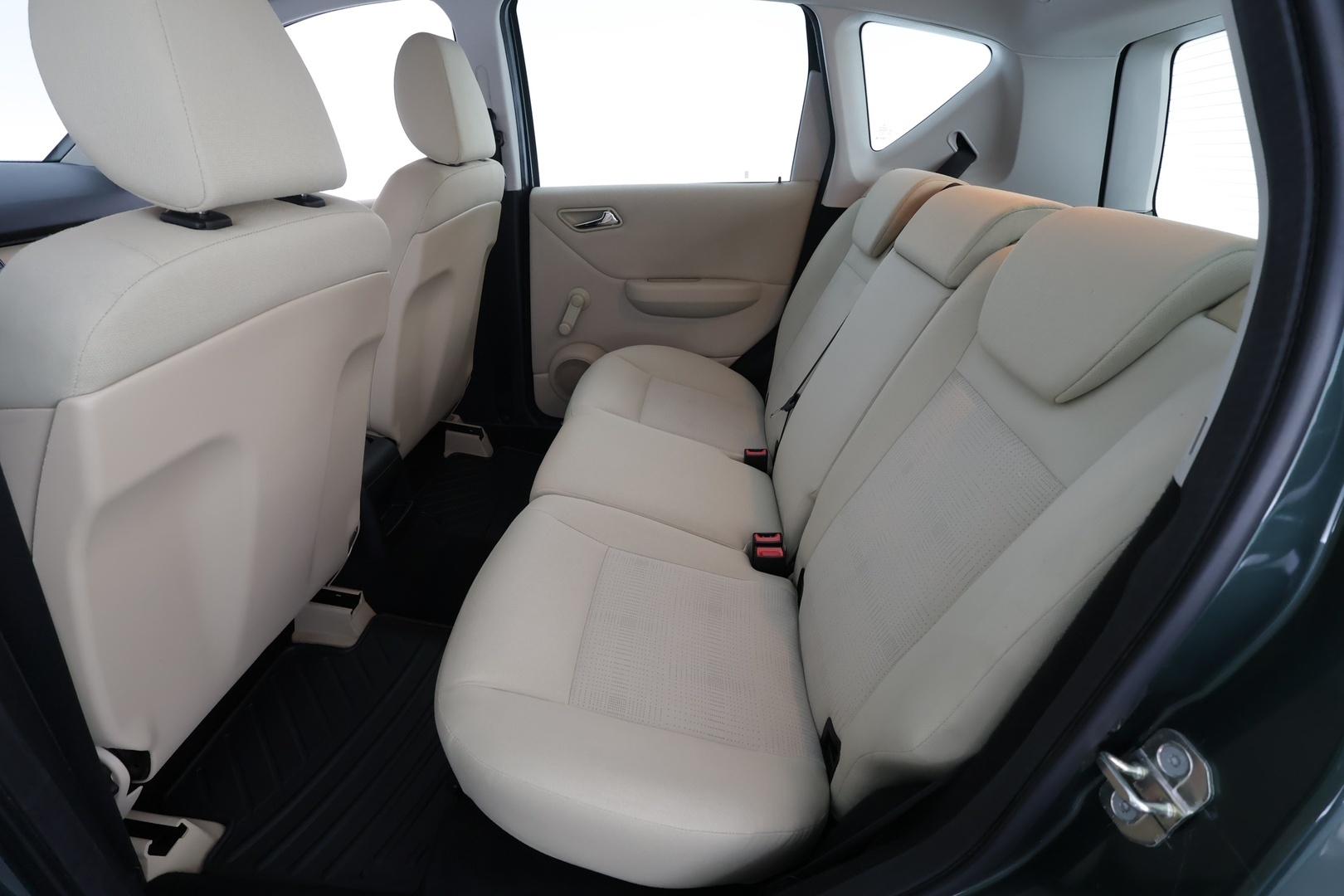 MERCEDES-BENZ A 2010