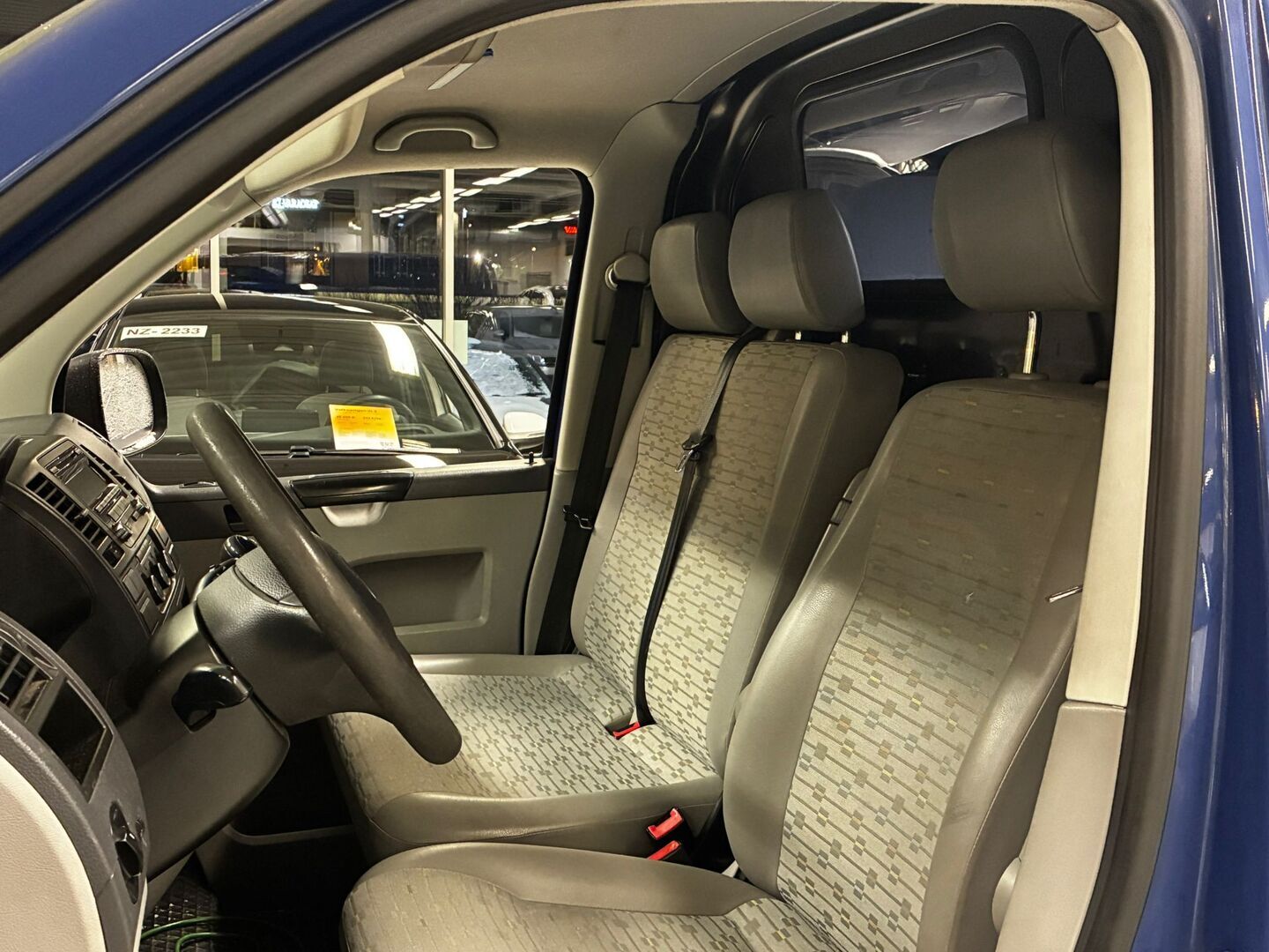 VOLKSWAGEN Transporter 2011