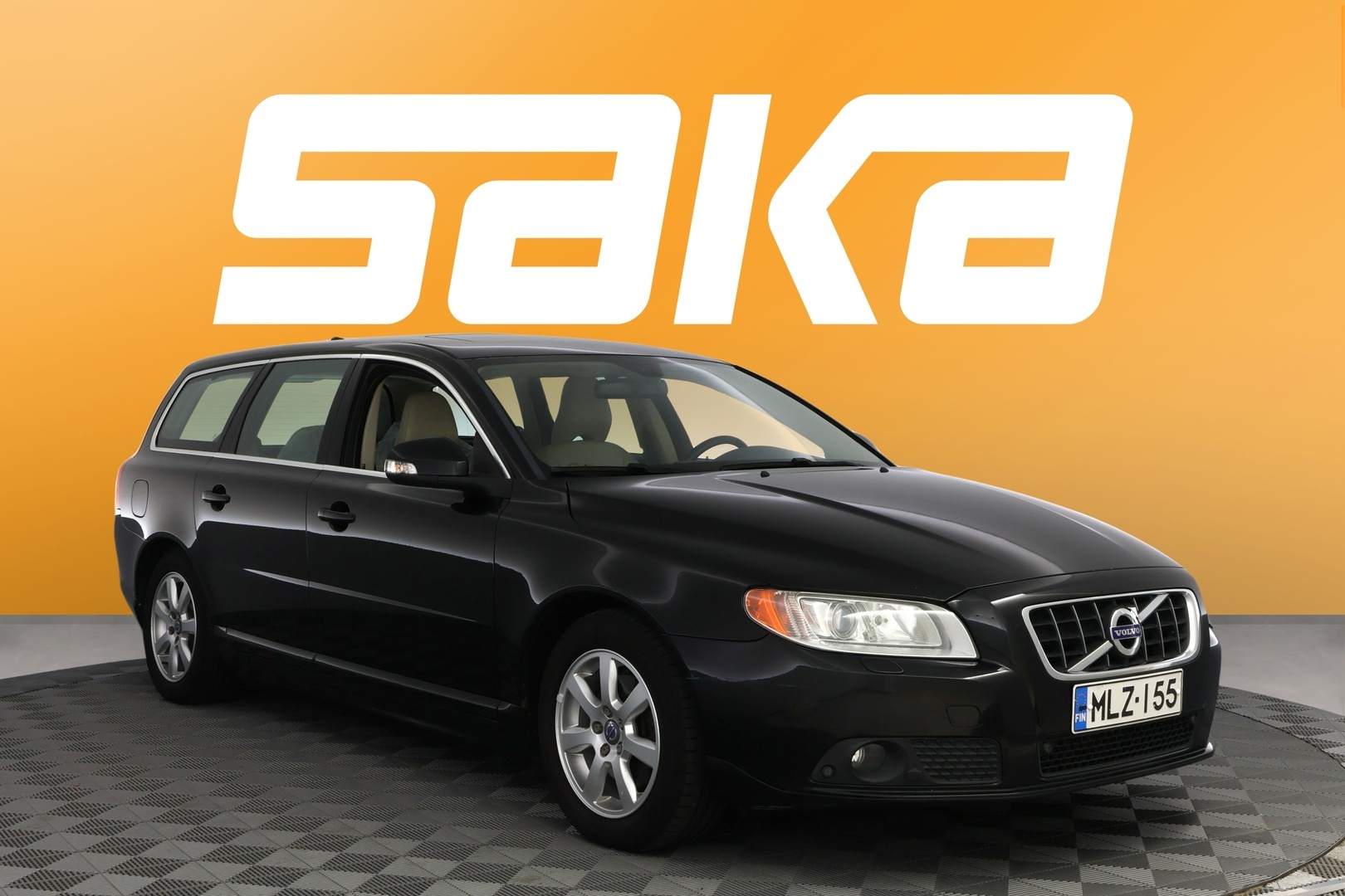 VOLVO V70 2011