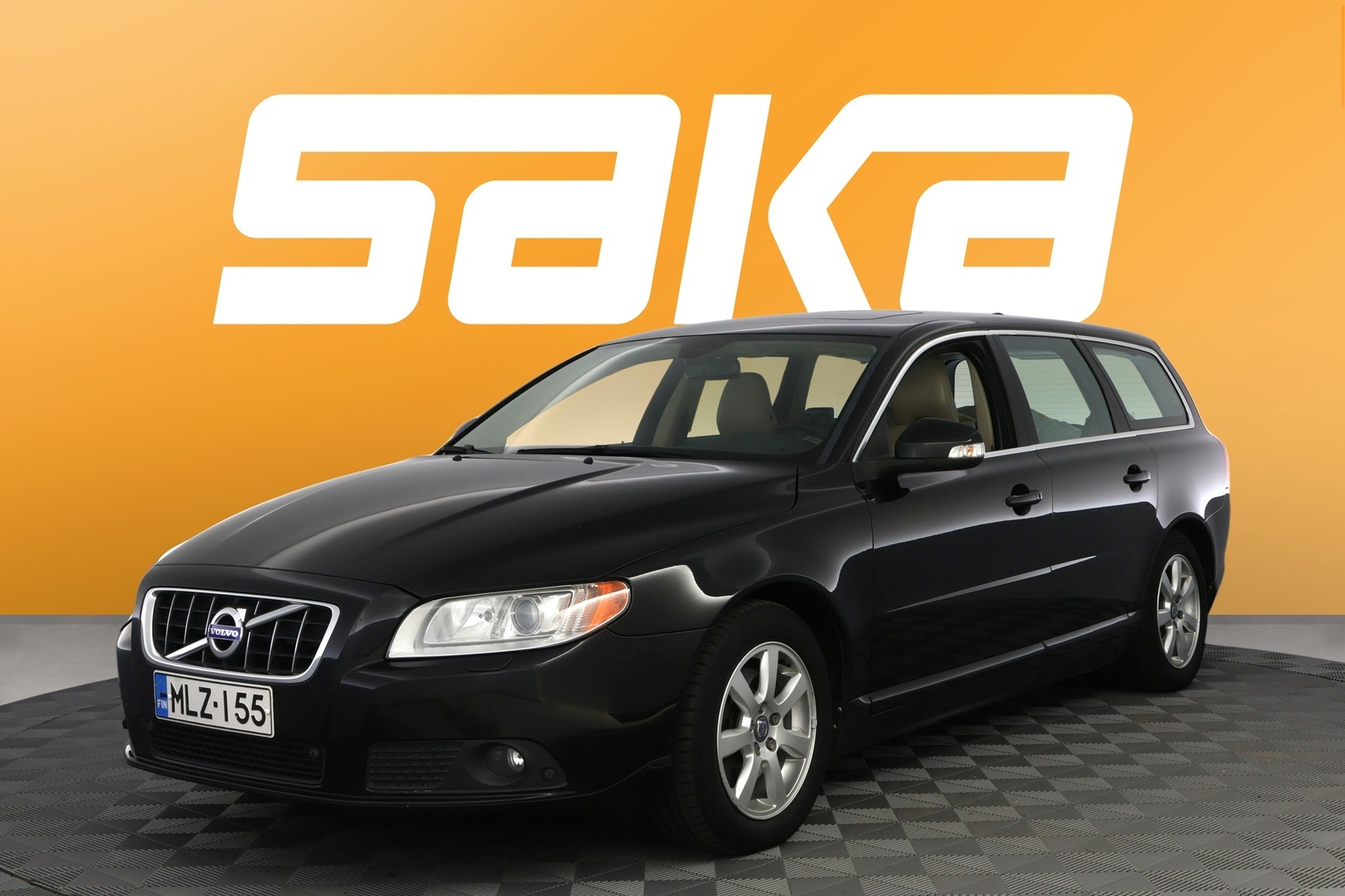 VOLVO V70 2011