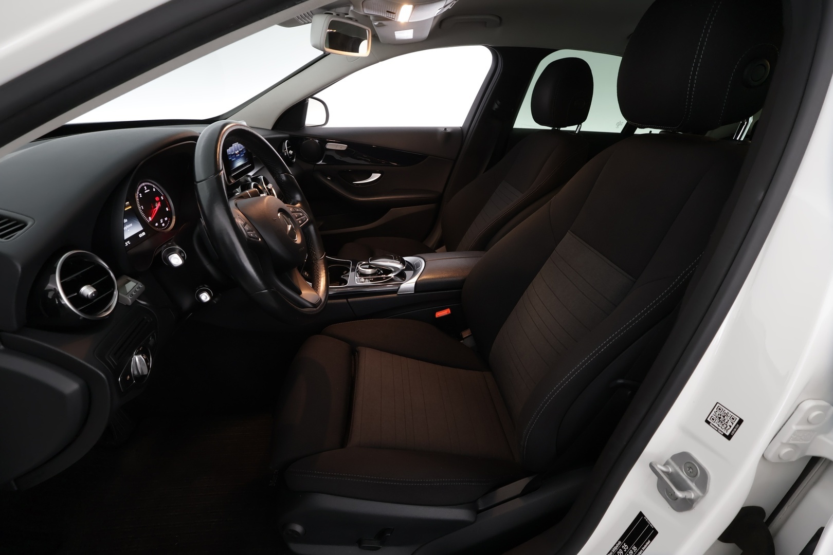 MERCEDES-BENZ C 2015