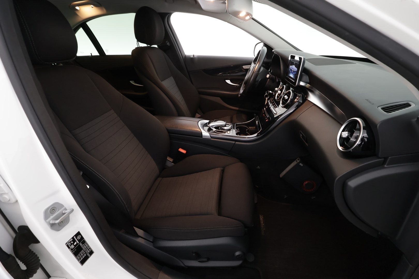 MERCEDES-BENZ C 2015